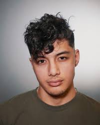 This cut is great for women over 40! 77 Best Curly Hairstyles Haircuts For Men 2021 Trends