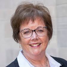 Janet Hein's Instagram, Twitter & Facebook