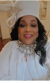 FASHION KINGS & QUEENS