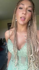 Malorie (@malorie.clark)