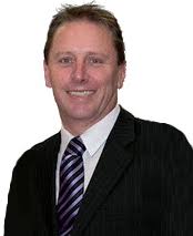 Aaron Dwight's Instagram, Twitter & Facebook