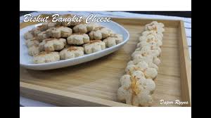 Satukan tepung gandum, gula, garam dan sebatikan. Biskut Bangkit Cheese Memori Hari Raya Youtube