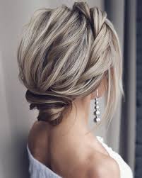 You can get beautiful formal hairstyles guide and see the latest pretty formal hairstyles for girls. Best Simple Formal Hairstyles For Medium Hair Gif Selections Elivera Co Uk