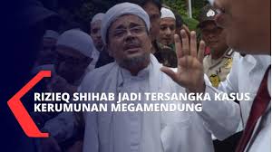 Habib rizieq shihab ditetapkan sebagai tersangka kasus kerumunan di megamendung, bogor. Selain Petamburan Rizieq Shihab Juga Ditetapkan Sebagai Tersangka Kasus Kerumunan Megamendung Youtube