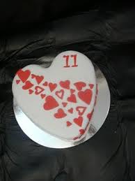 After all, 11 years of marriage is definitely a relationship milestone worth toasting to. 11th Wedding Anniversary Cake Caramel Mud Cake With White Flickr