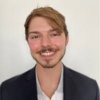 Hannah Pease's Instagram, Twitter & Facebook