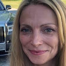 Rikki Shaw's Instagram, Twitter & Facebook