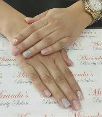 ¡lucirás como toda una princesa! Pin De Milena Jaramillo En Nails Unas Acrilicas Naturales Disenos De Unas Unas Blancas
