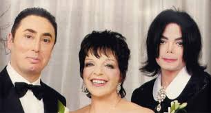 Short brief about liza minnelli. Liza Minnelli And David Gest Smashing The Glass Jewish Wedding Blog