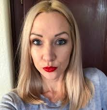 Anna Mullen's Instagram, Twitter & Facebook