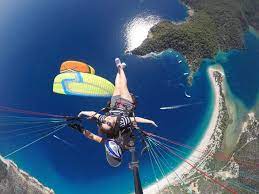 Fethiye is a tourist town with an international atmosphere. Fethiye Einzigartiges Paragliding Erlebnis Getyourguide