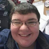 Raquel Decker's Instagram, Twitter & Facebook