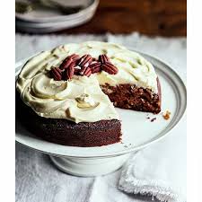 A few months back, i was watching a show on hgtv where a woman baked a pound cake by starting it in a cold oven. Barefoot Contessa Applesauce Cake With Bourbon Raisins Recipes
