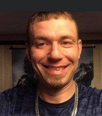 Daryl Walton's Instagram, Twitter & Facebook