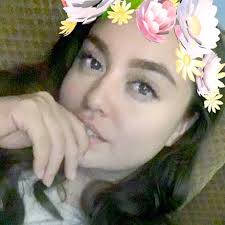 Under The Whispering Pines : John, Gigi: Amazon.de: Books