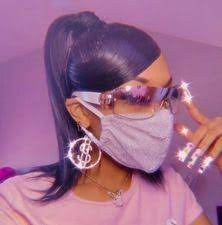 So, to sum up, the baddie aesthetic has to do with badass attitude combined with a love for trendy beauty and fashion. 9sbt2e8nhqj2um