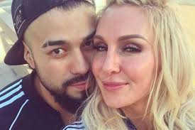 Andrade reveals advice he and Charlotte Flair give each other
