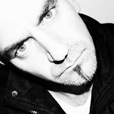 Amazon.com: Darren Thomas: books, biography, latest update