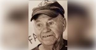 Blake Loftis's Instagram, Twitter & Facebook