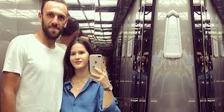 Vedat muriqi es gangaster indir. Vedat Muric Haberleri