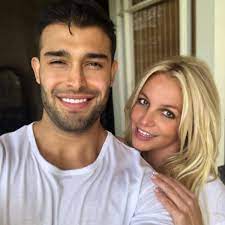Britney spears & sam asghari: Snl2lo3dfcxd4m