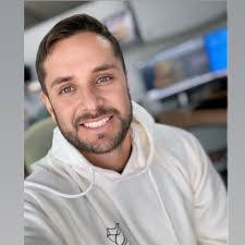 Chris Solorzano's Instagram, Twitter & Facebook