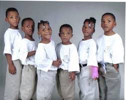 Black Babies Born White Then Turn Black The Harris Sextuplets Are The First African American Sextuplets Cute Twins Triplets Quadruplets