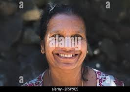 Ella sri lanka people woman sri lankan hi-res stock photography and images 