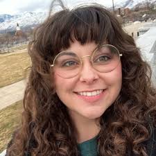 Sierra Henry (@sierralhenry)