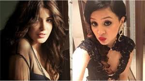 Sakshi dhoni with vindoo singh daara during ipl match. Did You Know Anushka Sharma And Sakshi Dhoni Were Classmates See Pics Movies News