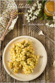 I fiori di acacia fritti non sono buoni, di più! Frittelle Di Fiori Di Acacia Panelibrienuvole