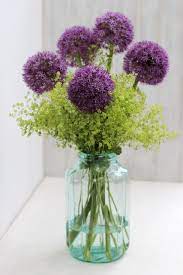 Of Spring And Summer Flower Arrangements Simple Allium Flowers Flower Arrangements