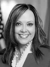 Lori Shively's Instagram, Twitter & Facebook