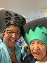 Halloween at Atria Briarcliff Manor was full of spooktacular memories!  Residents and staff showed off creative costumes, danced to great music,  and enjoyed treats that were almost too cute to eat. From