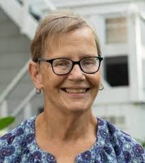 Alice Brickman's Instagram, Twitter & Facebook