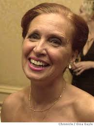 Danielle Steel to open gallery for lesser-knowns