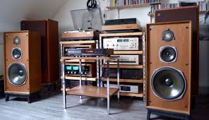Celestion Ditton 44 Iconic Vintage Speakers Meuble Stereo Salle Audio Enceintes Acoustique