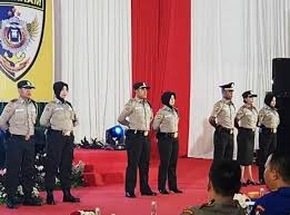 Cari produk seragam security pria lainnya di tokopedia. Inilah Penampakan Usulan Seragam Satpam Yang Mirip Seragam Polri Jurnal Security