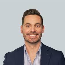 Lance Larue's Instagram, Twitter & Facebook