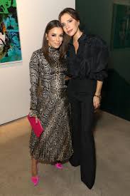Eva longoria (born march 15, 1975) is best known for her role on desperate housewives. before becoming famous longoria was a professional cheerleader. Eva Longoria Starportrat News Bilder Gala De