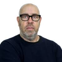 Upp och ner för Frisk i Portugal