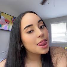 Where to find plain shirts and jeans for work in Newberry?