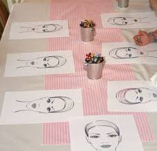 Kindergeburtstag Spiele Drinnen Barbie 6 Jahrige Ausmalbilder Frauengesicht Schlafparty Salon Party Kindergeburtstagsparty Und Pyjama Party Ideen