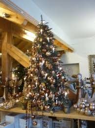 Dekobereich Im Verkaufsraum Picture Of Weinfurtner Glasdorf Arnbruck Tripadvisor