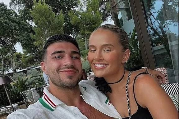 Tommy Fury's two word comment after second holiday with Molly-Mae Hague  amid reunion - The Mirror