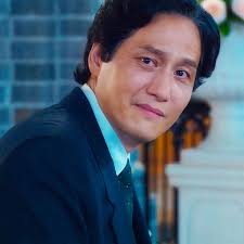 Pensar que toda la familia de Gwan Sik logró cumplir sus sueños, menos él,  es mi propio imperio romano. 😔 Al final, Ae Sun se convirtió en poetisa,  su hija encontró a