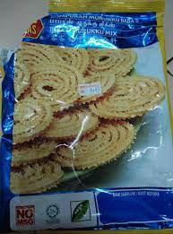mukuru packing bread food matzo