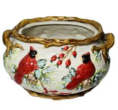 Keep it classic with reds and greens, or go all out with popular holiday patterns. Cracker Barrel Cardinal Chick A Dee Christmas Soup Tureen Holiday Garden For Sale Online Ebay