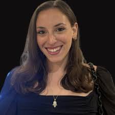 I am proud to announce that I just wrapped my first day as an Assistant  Account Executive at Ogilvy. I am extremely grateful for this opportunity  and would like to thank Annika