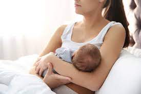 Ibu bekerja penyebab utama penyapihan bayi adalah ibu yang aktif bekerja. 7 Aturan Penting Diet Ibu Menyusui Yang Aman Dan Sehat